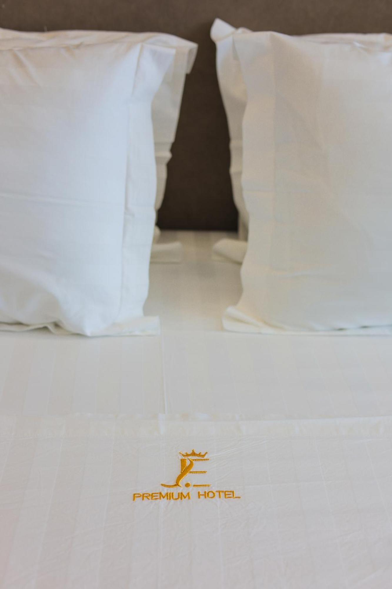 Joelle Premium Hotel Sarandë Exterior foto