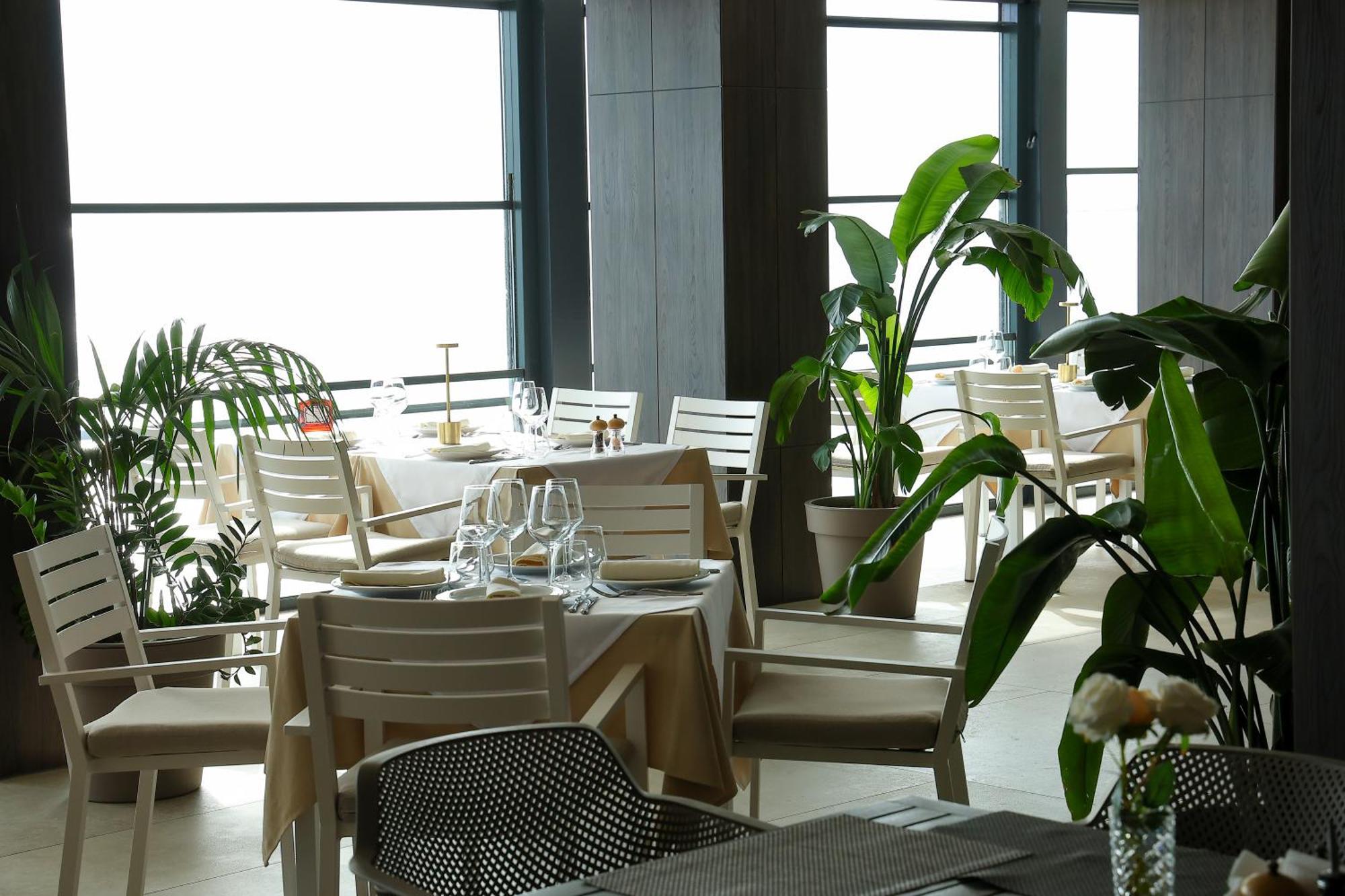 Joelle Premium Hotel Sarandë Exterior foto